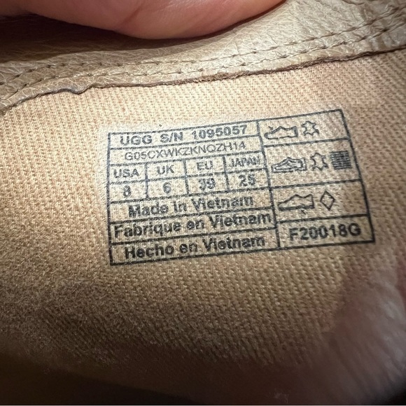 UGG Pixley Stacked Heel Ankle Boots Bootie Mysterious Grey Leather 1095057 Sz 8 - Picture 13 of 16